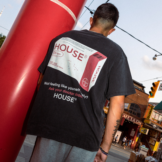HOUSE PILLS T-SHIRT