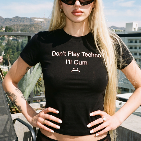 DON'T PLAY TECHNO BABY TEE
