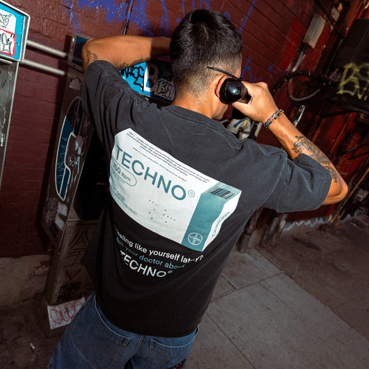 TECHNO PILLS T-SHIRT