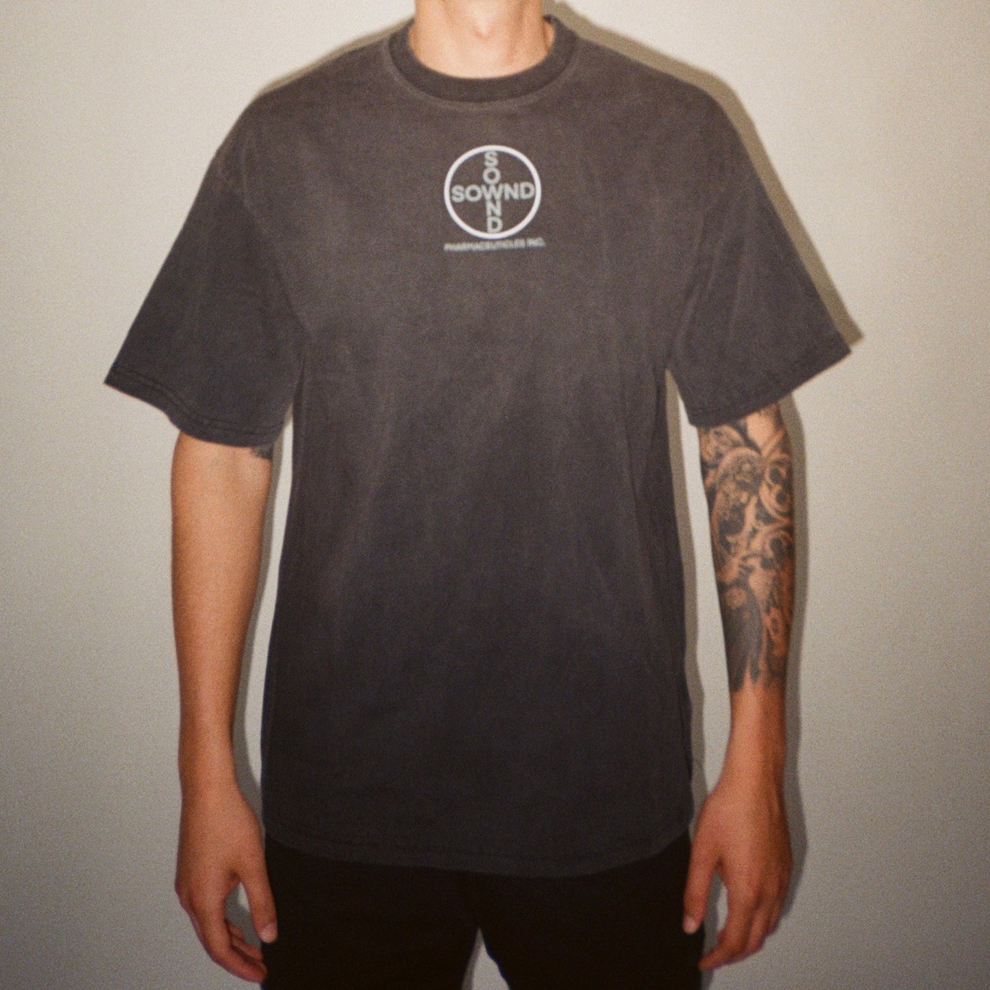 TECHNO PILLS T-SHIRT