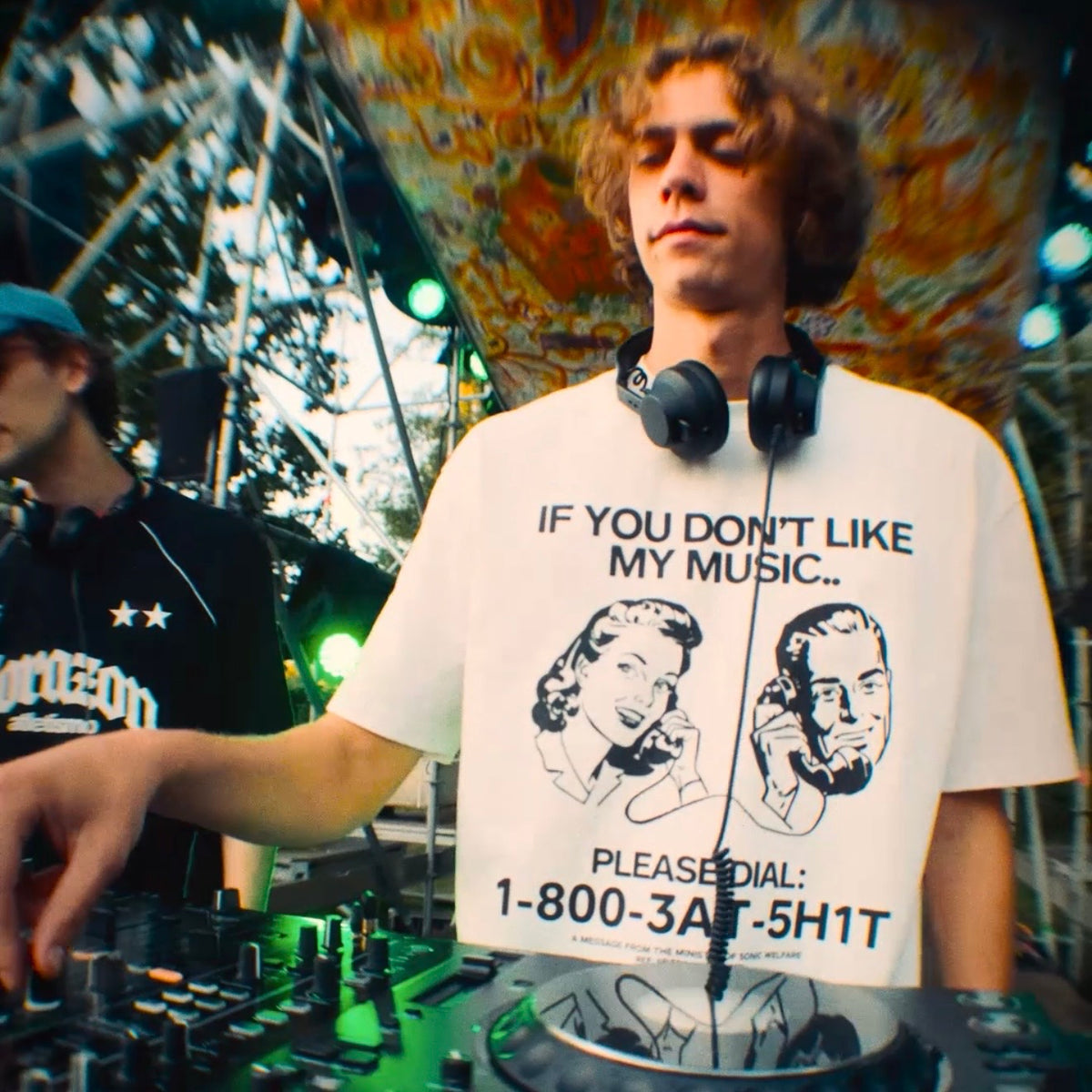 HOTLINE T-SHIRT